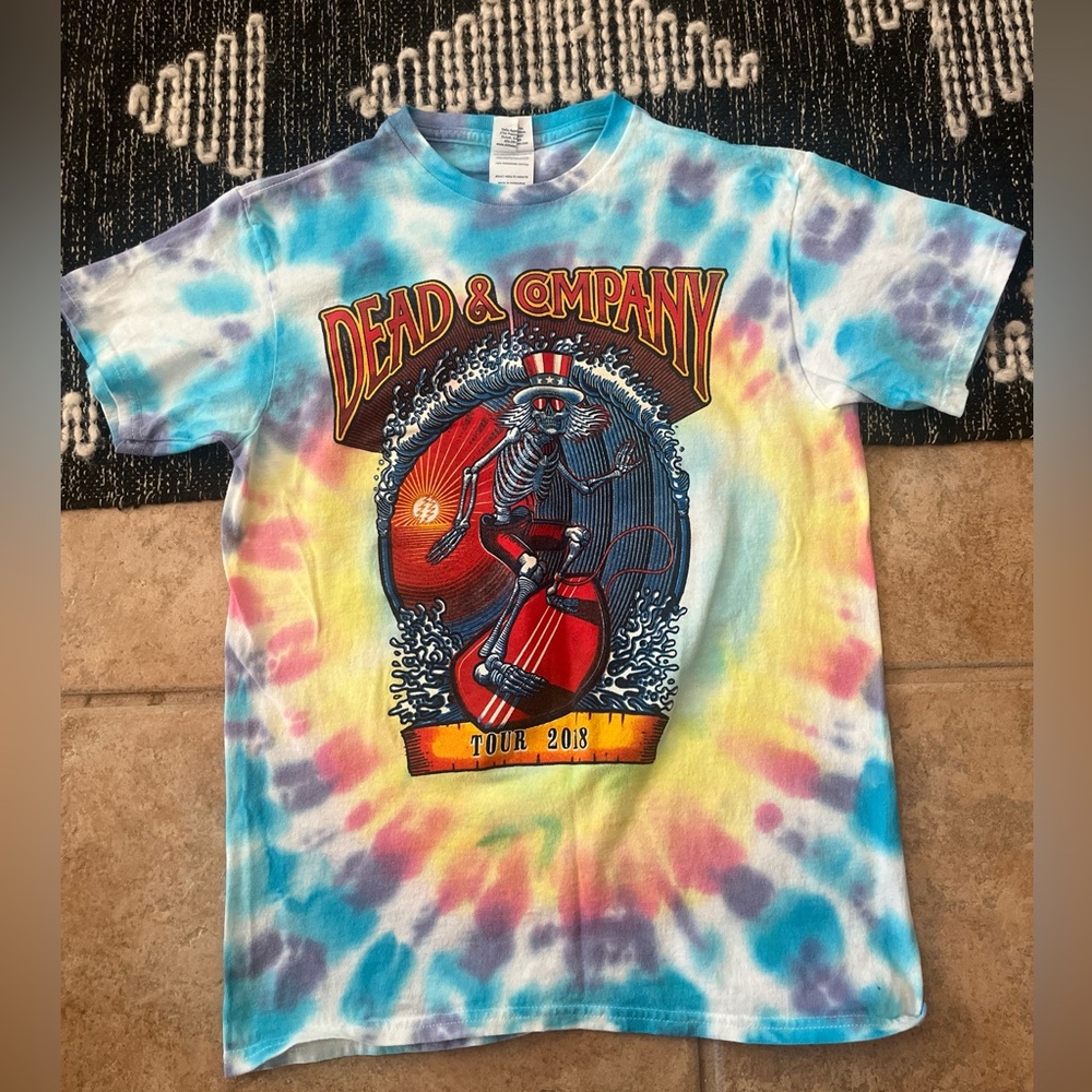 Dead and Company 2018 tour shirt - Picture 1 of 4